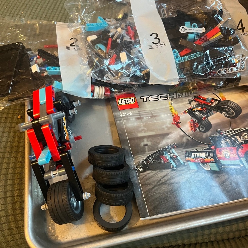 LEGO 42106 Technic Stunt Show Truck & Bike Set Trailer Complete Some New